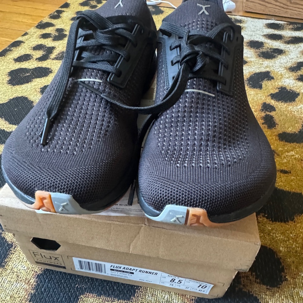 Women’s Flux adapt runner size 10